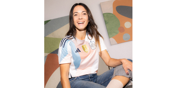 Koszulka wyjazdowa reprezentacji kobiet Hiszpanii na Puchar Europy 2025